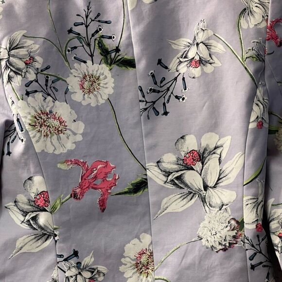 Simply Styled Floral Cropped Scalloped Blazer  Small - Picture 7 of 9